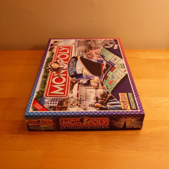 Monopoly Southampton Edition Board Game 2004 Rare Edition COMPLETE - Picture 16 of 16